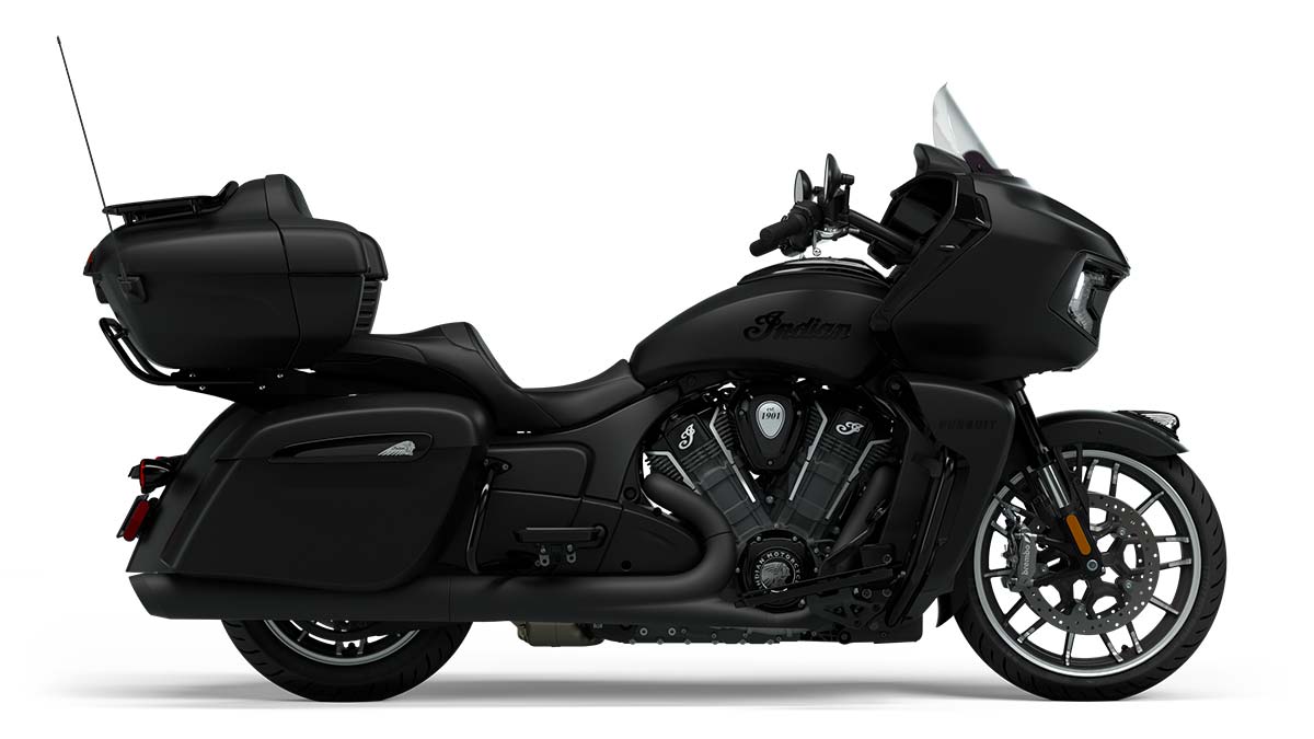 Pursuit Dark Horse with Premium Package